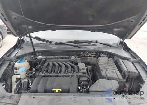 2014 Volkswagen Passat 3.6L V6 Sel Premium from USA, damaged, VIN 1VWCM7A39EC031642